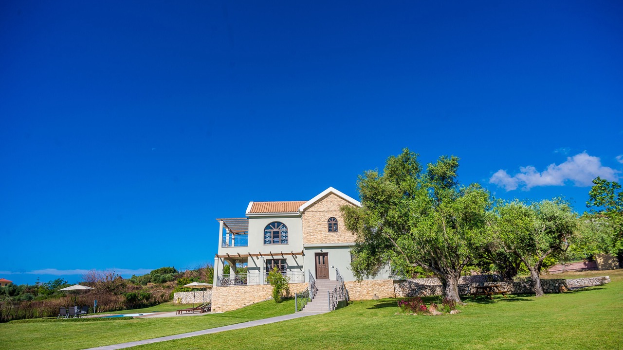 Photo of Outdoor in Karavados