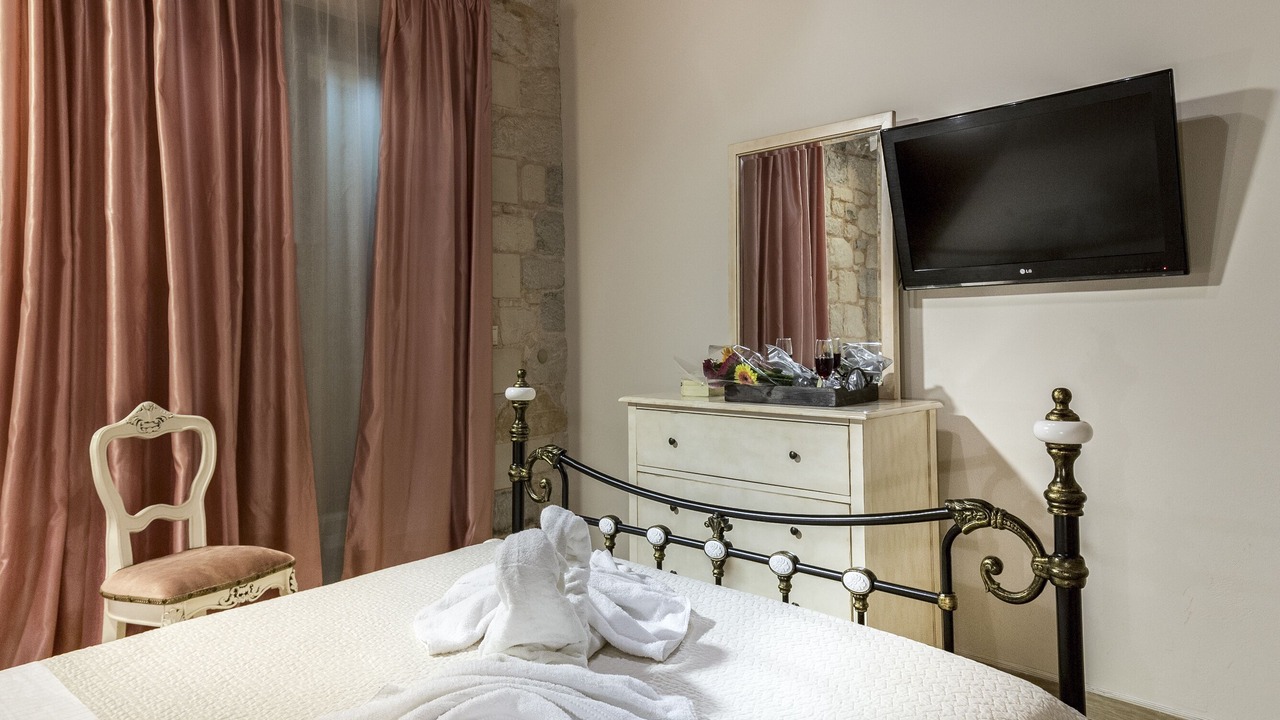 Photo of Bedroom in Kato Stalos