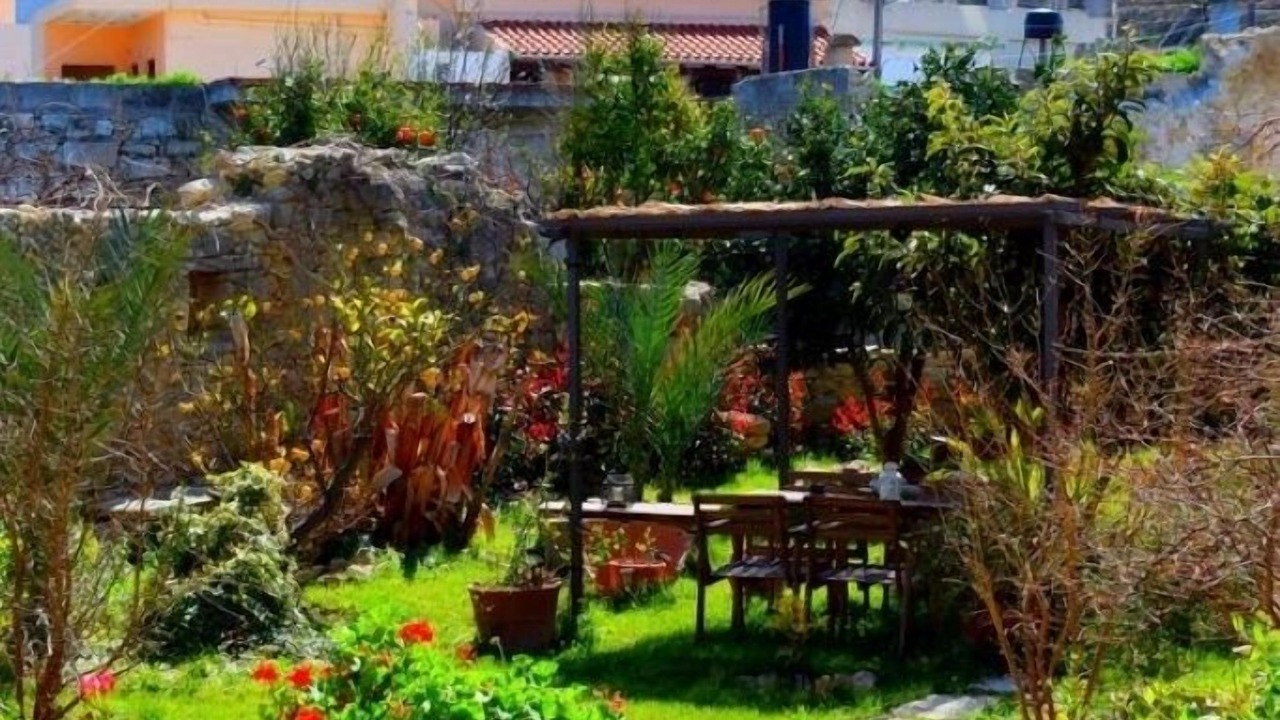 Photo of Outdoor in Platanos