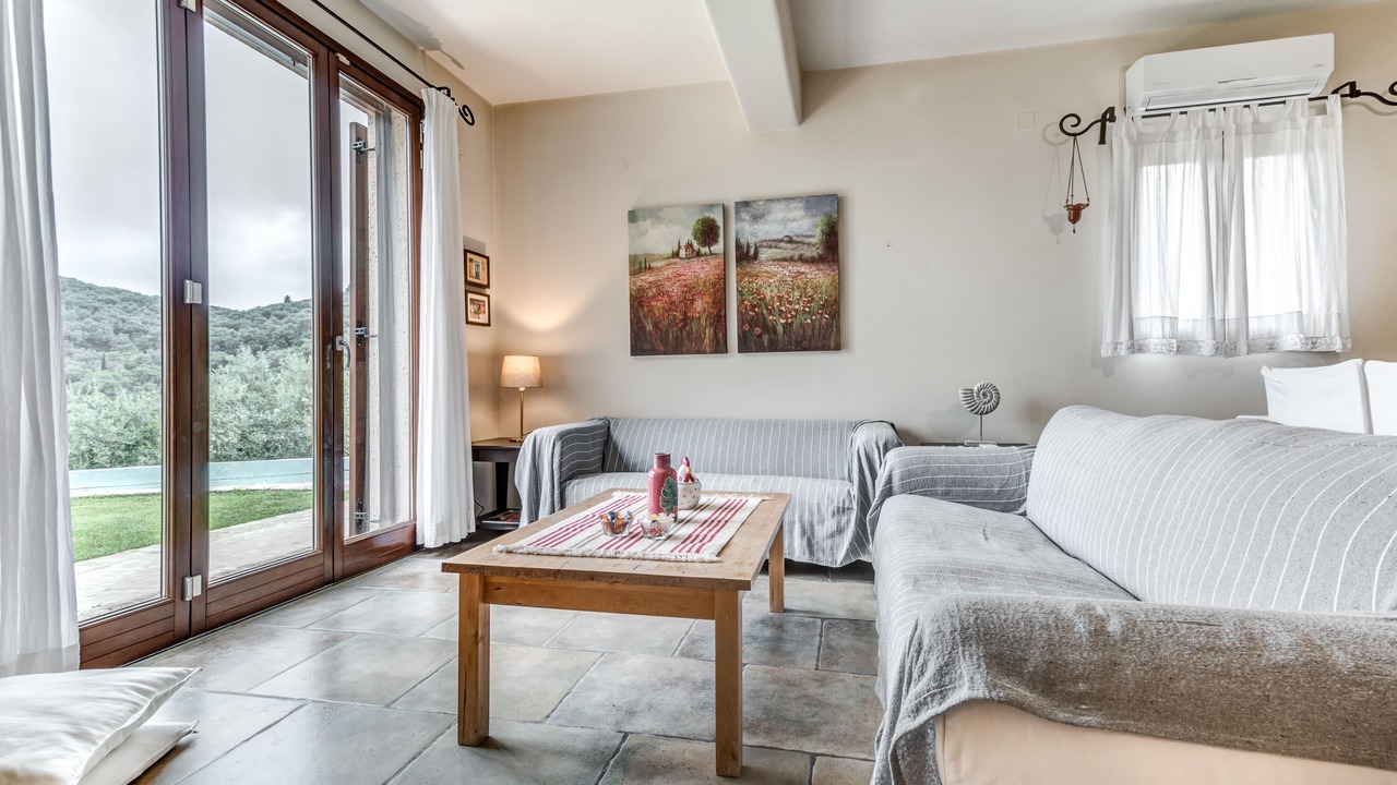 Photo of Livingroom in Agios Georgios