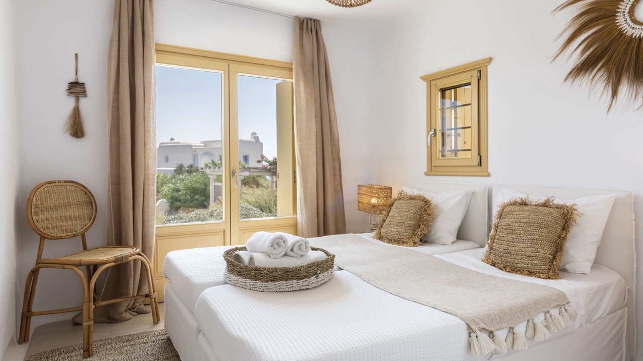 Photo of Bedroom in Platis Gialos