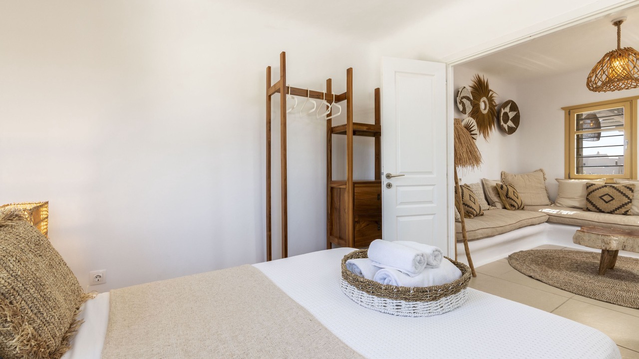 Photo of Bedroom in Platis Gialos