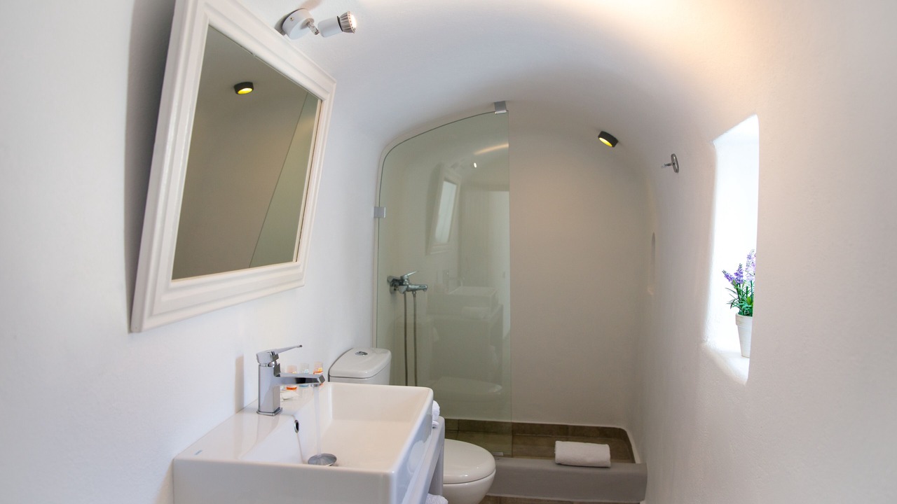 Photo of Bathroom in Karterados