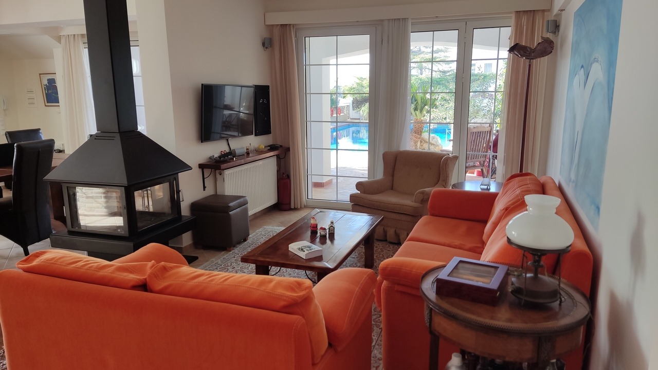 Photo of Livingroom in Saronida