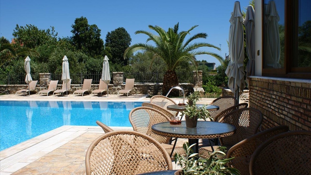 Photo of Outdoor in Longos
