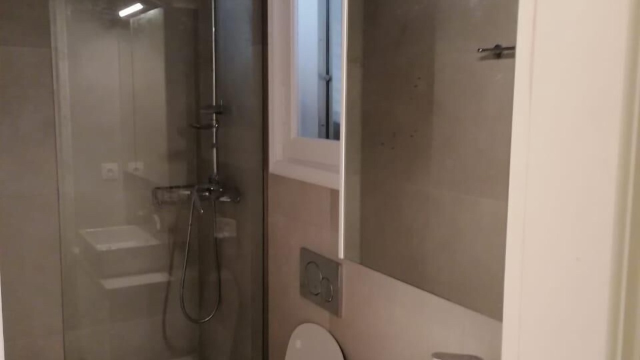 Photo of Bathroom in Parelia