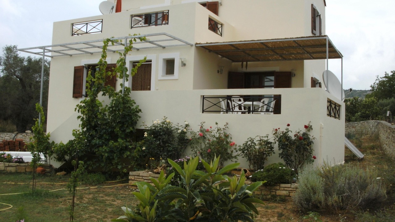 Photo of Outdoor in Monopari
