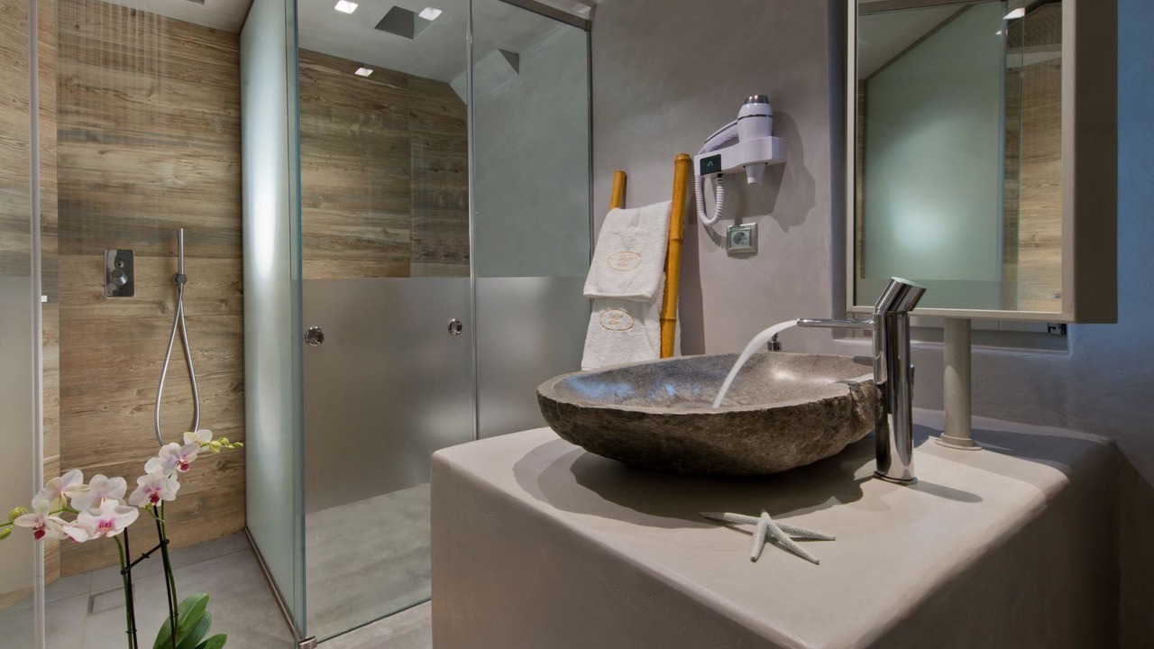 Photo of Bathroom in Amoudi