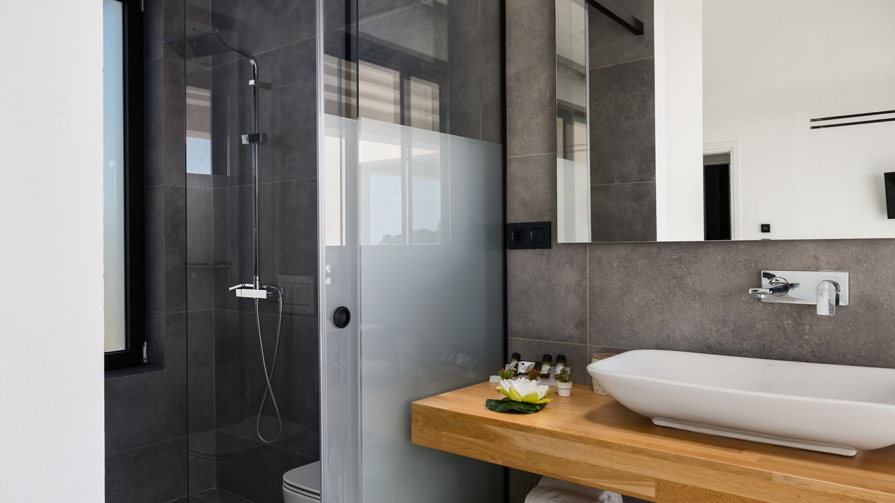 Photo of Bathroom in Chalikounas