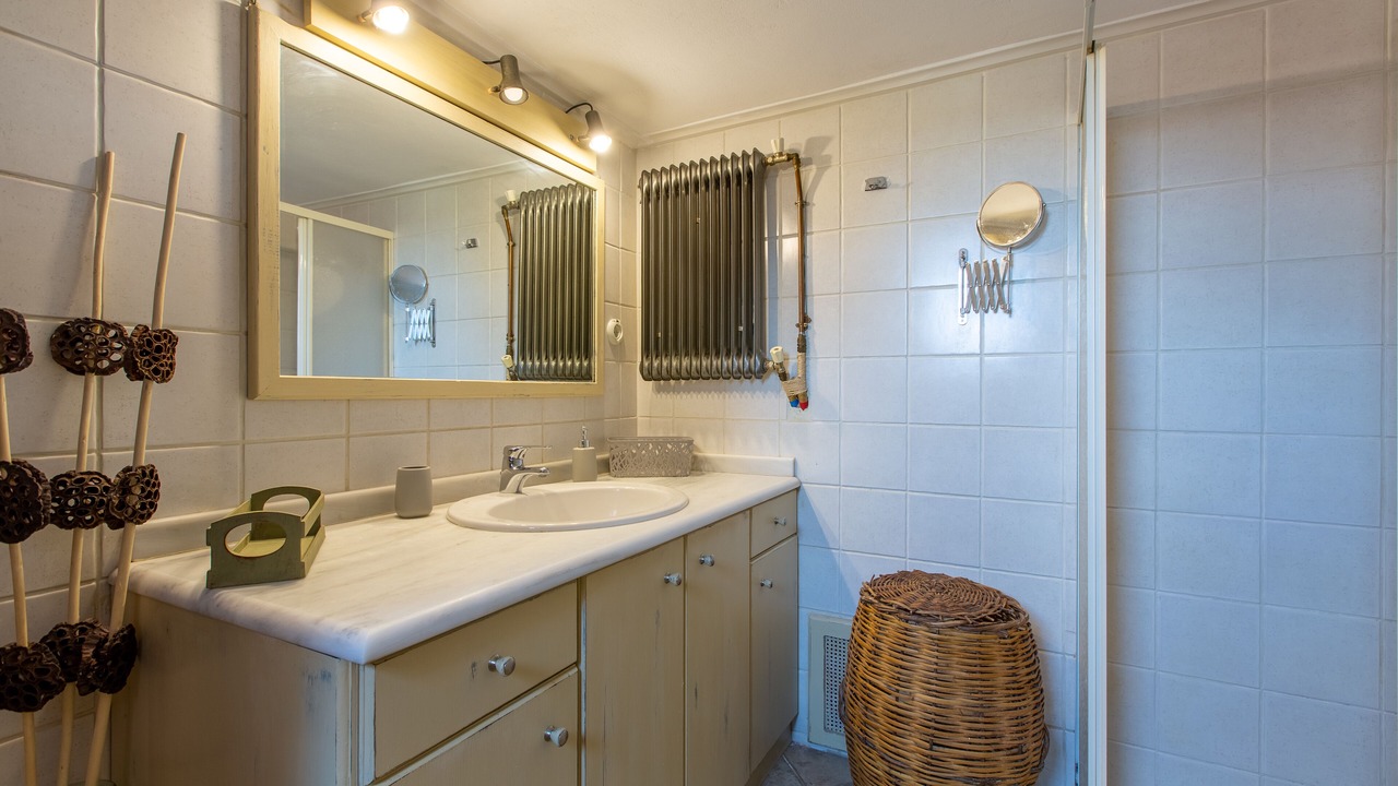 Photo of Bathroom in Perivolia