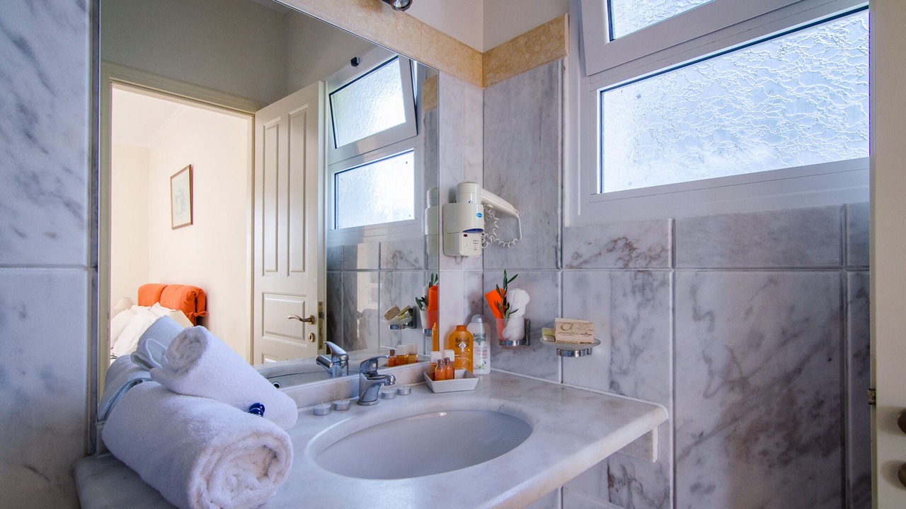 Photo of Bathroom in Dassia