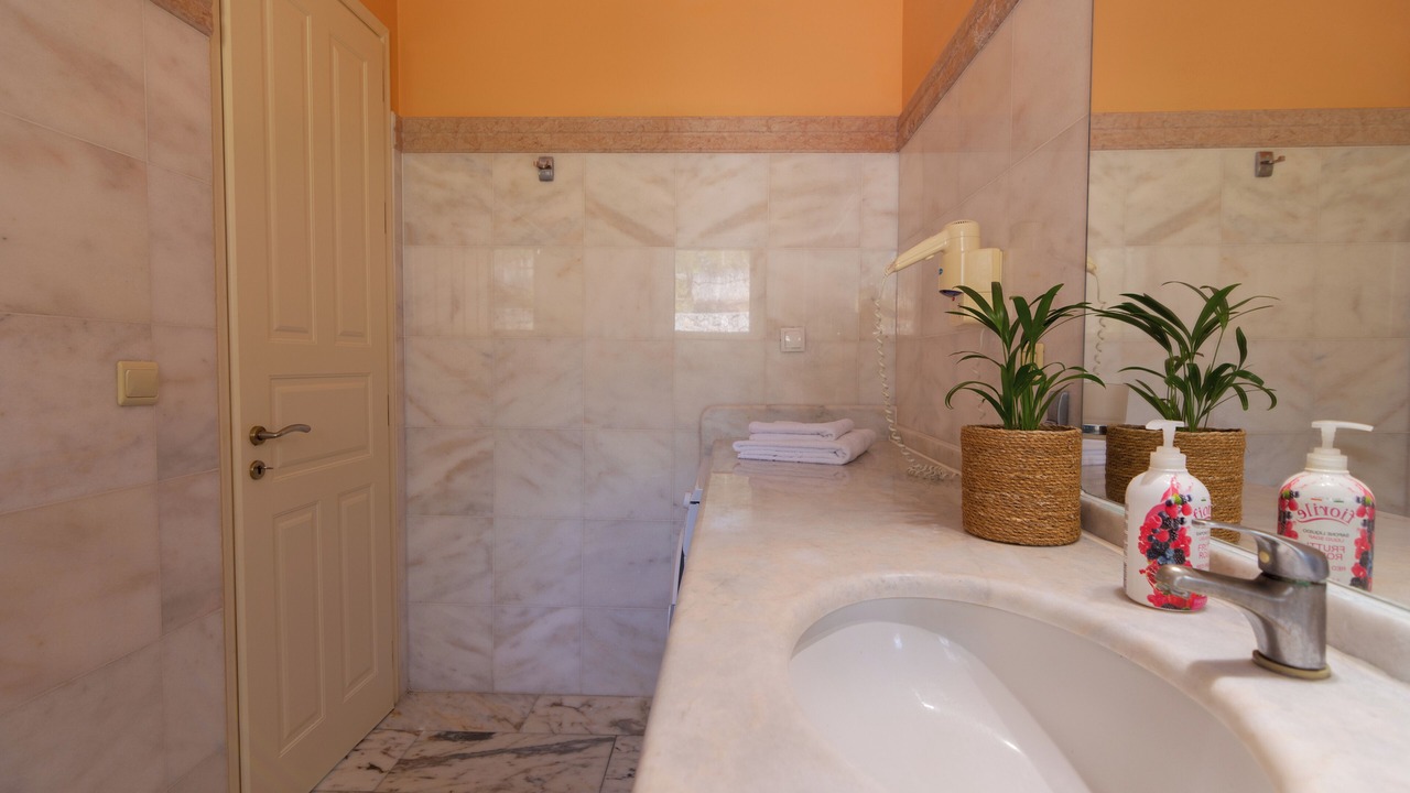 Photo of Bathroom in Dassia