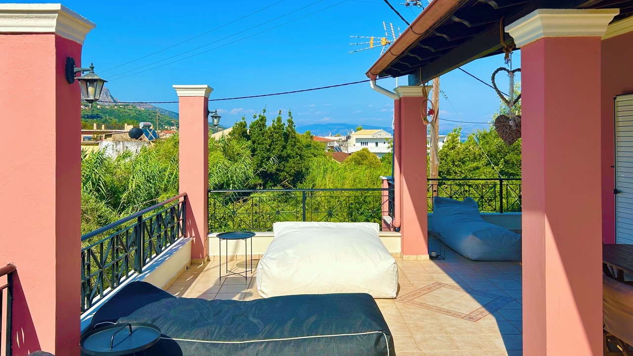 Photo of Patio Balcony in Ipsos