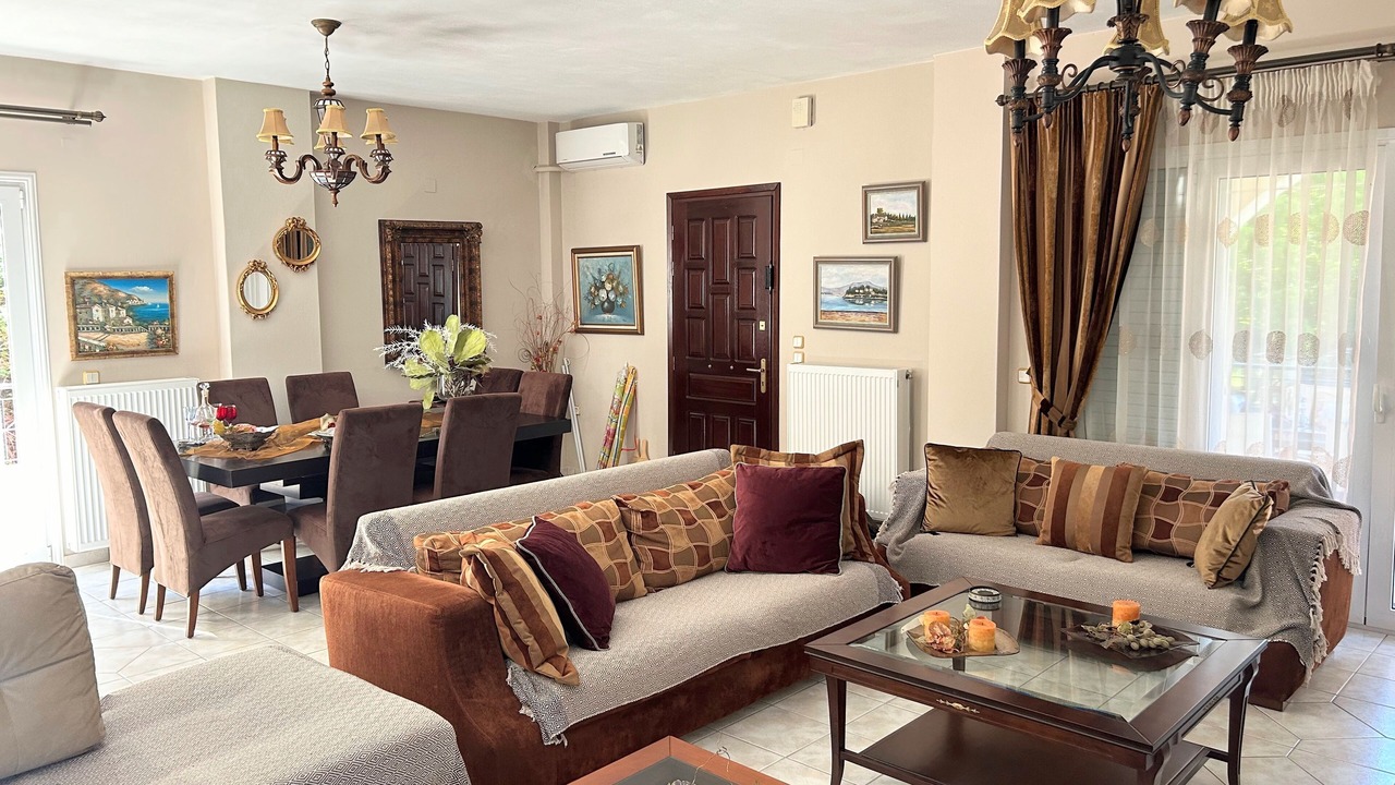 Photo of Livingroom in Ipsos