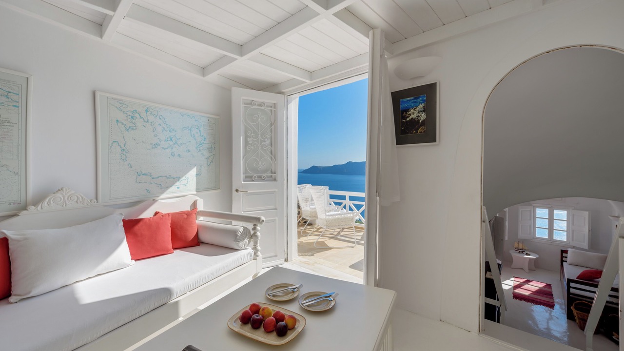 Photo of Bedroom in Oia