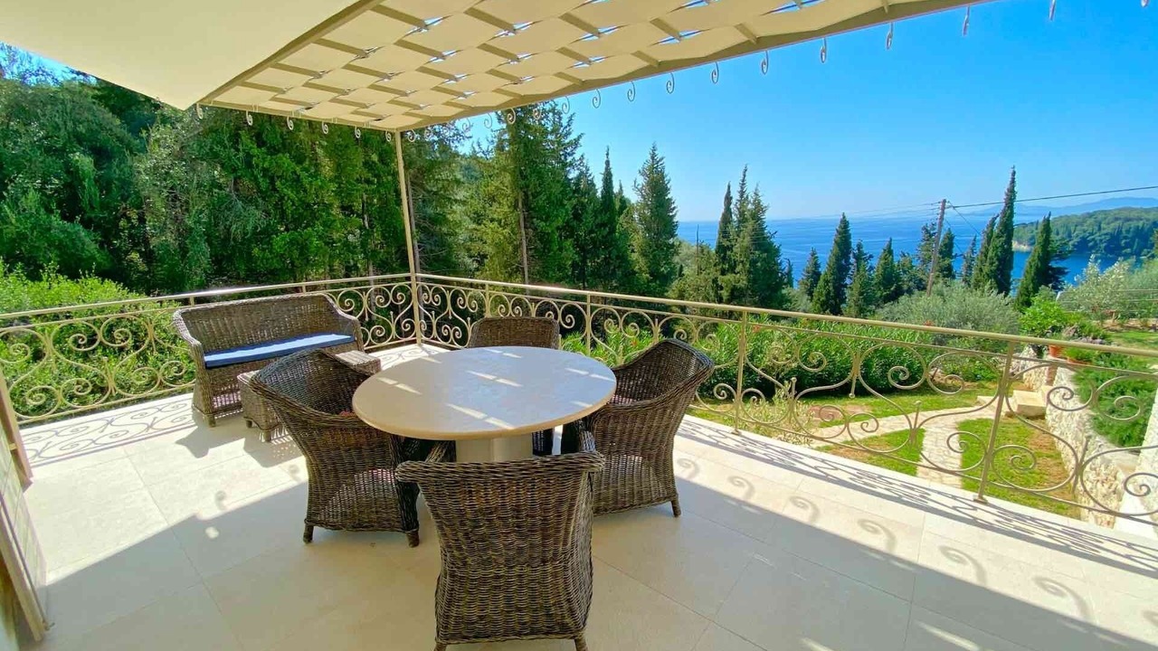 Photo of Patio Balcony in Vlachatika
