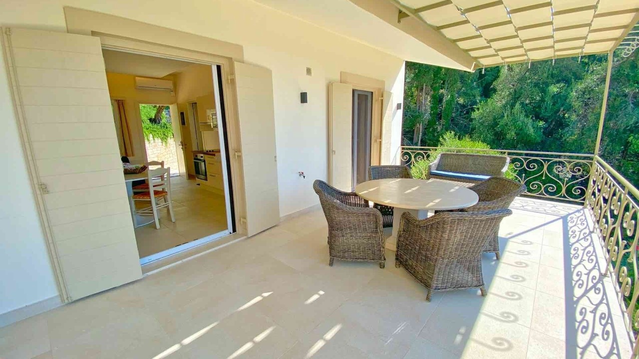 Photo of Patio Balcony in Vlachatika