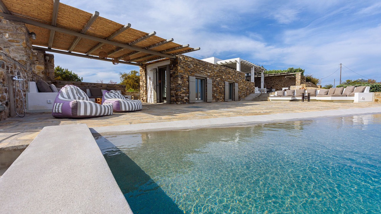 Photo of Outdoor in Piso Livadi