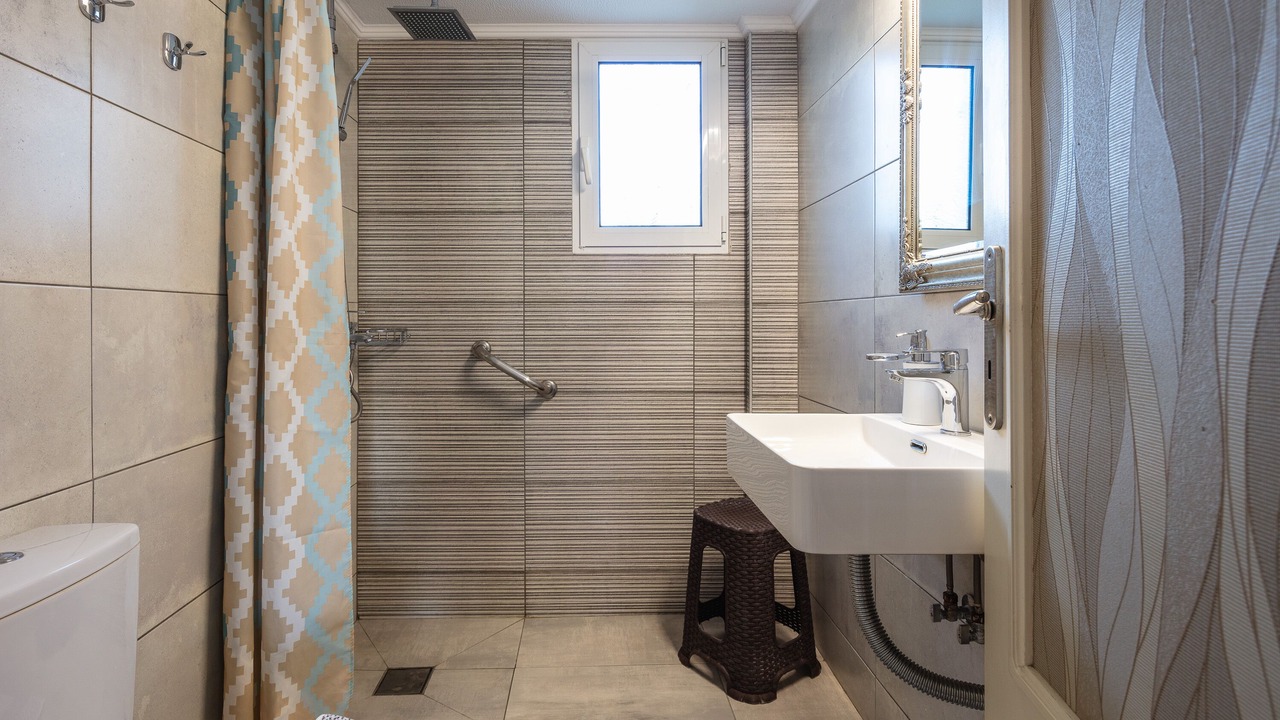 Photo of Bathroom in Adelianos Kampos