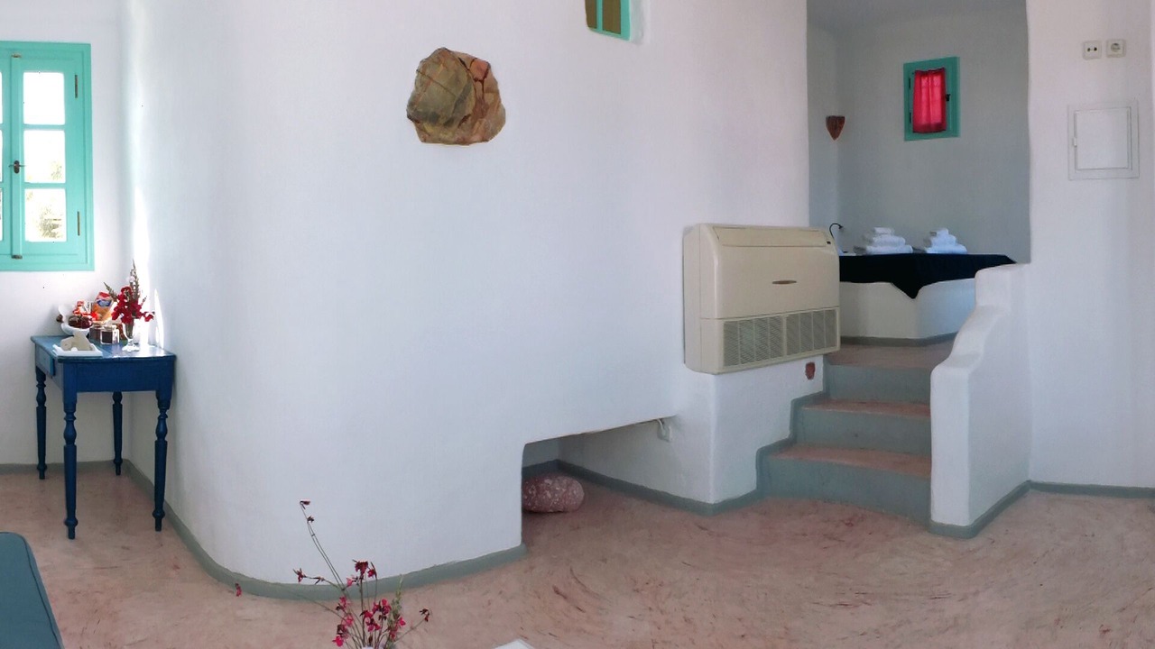 Photo of Others in Milos