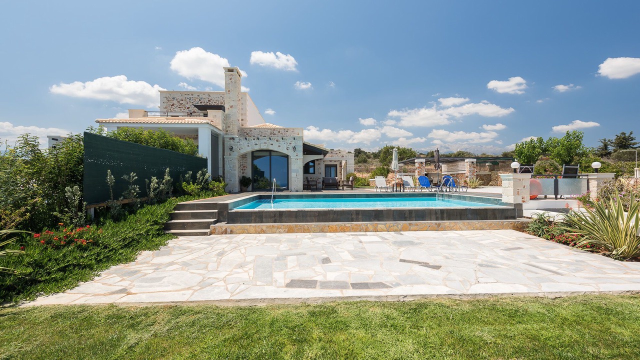 Photo of Outdoor in Douliana