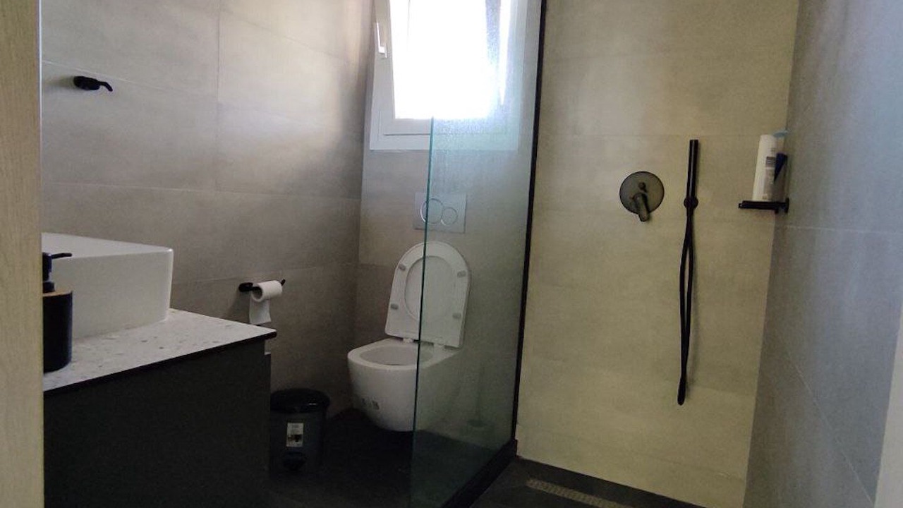 Photo of Bathroom in Agios Gordios