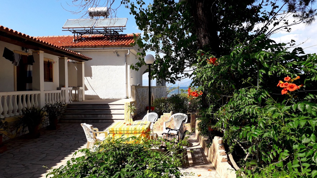 Photo of Patio Balcony in Melikia