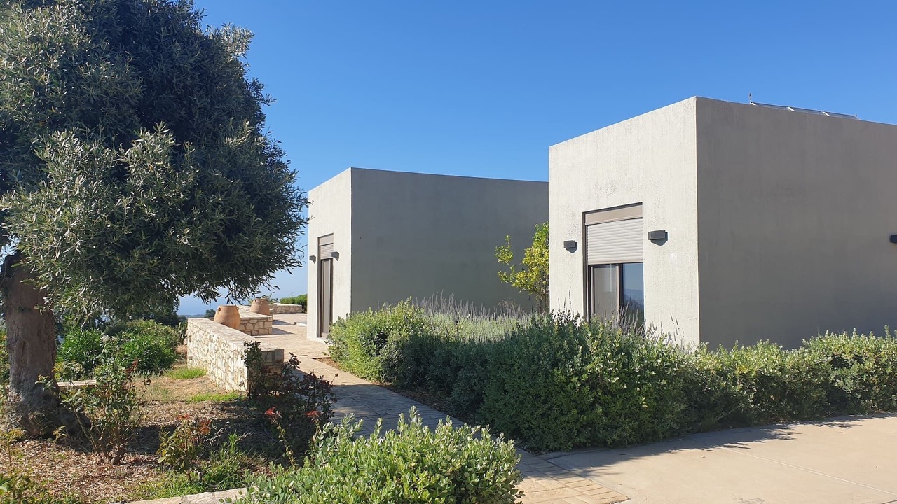 Photo of Outdoor in Monopari