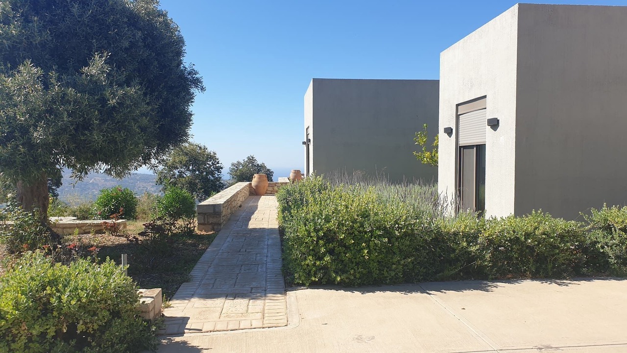 Photo of Outdoor in Monopari