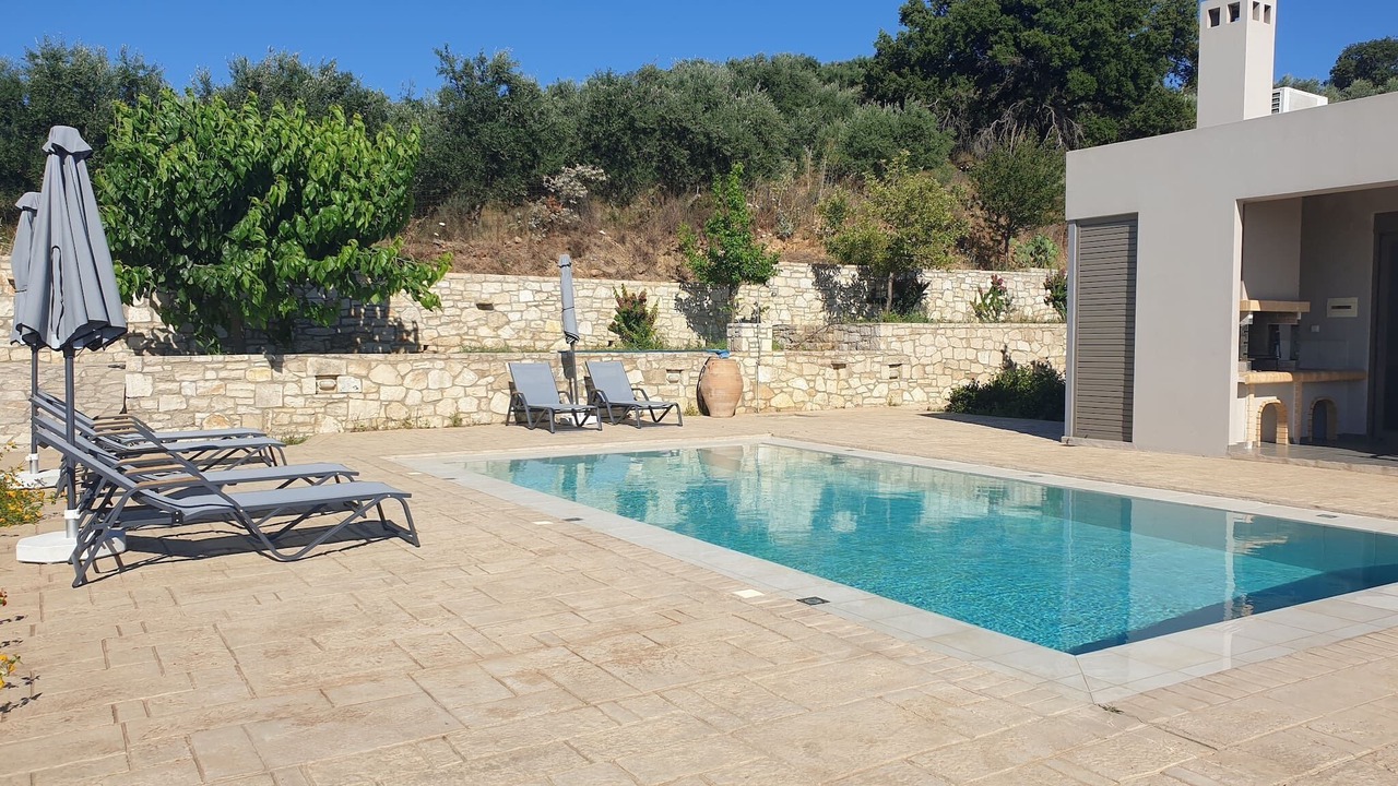 Photo of Outdoor in Monopari