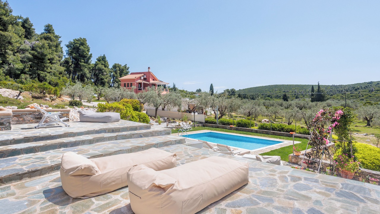 Photo of Outdoor in Alikias