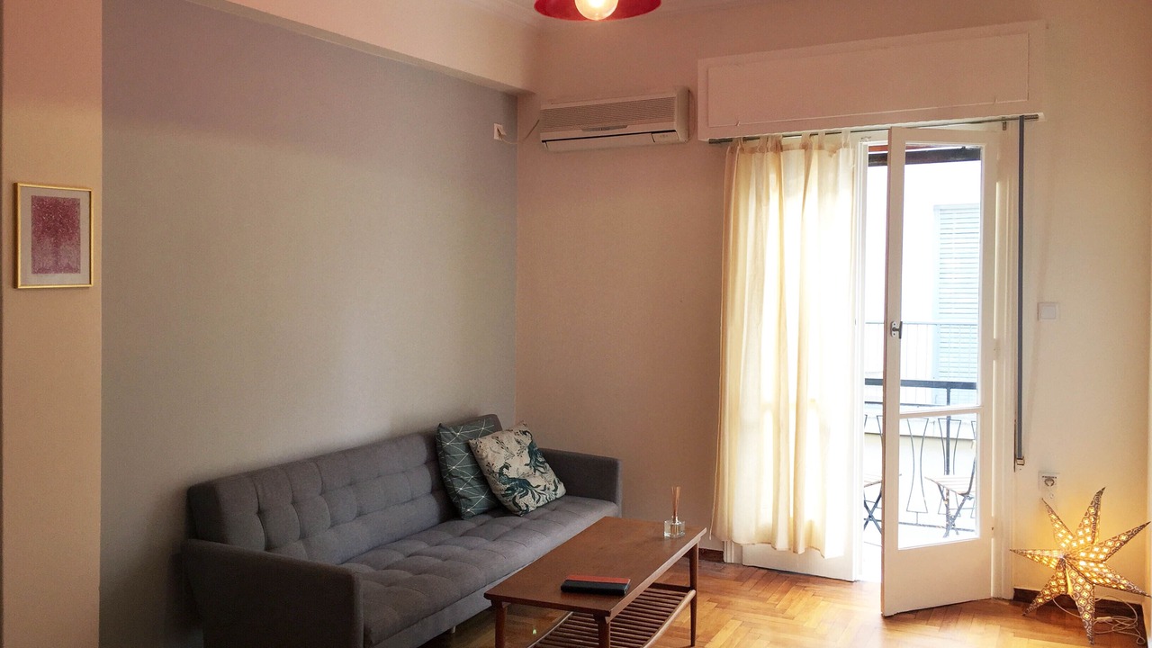 Photo of Livingroom in Exarhia
