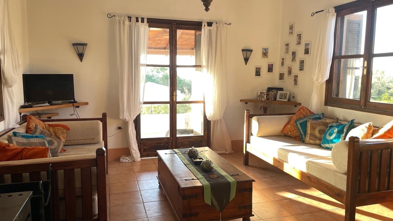 Photo of Livingroom in Amaniou