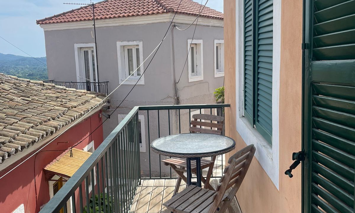 Photo of Patio Balcony in Karousades