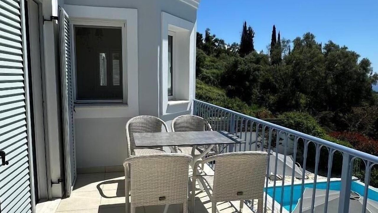 Photo of Patio Balcony in Pelekas