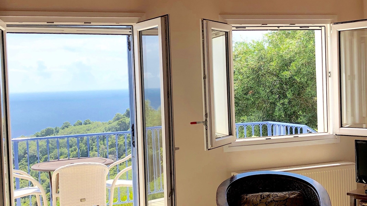 Photo of Patio Balcony in Pelekas