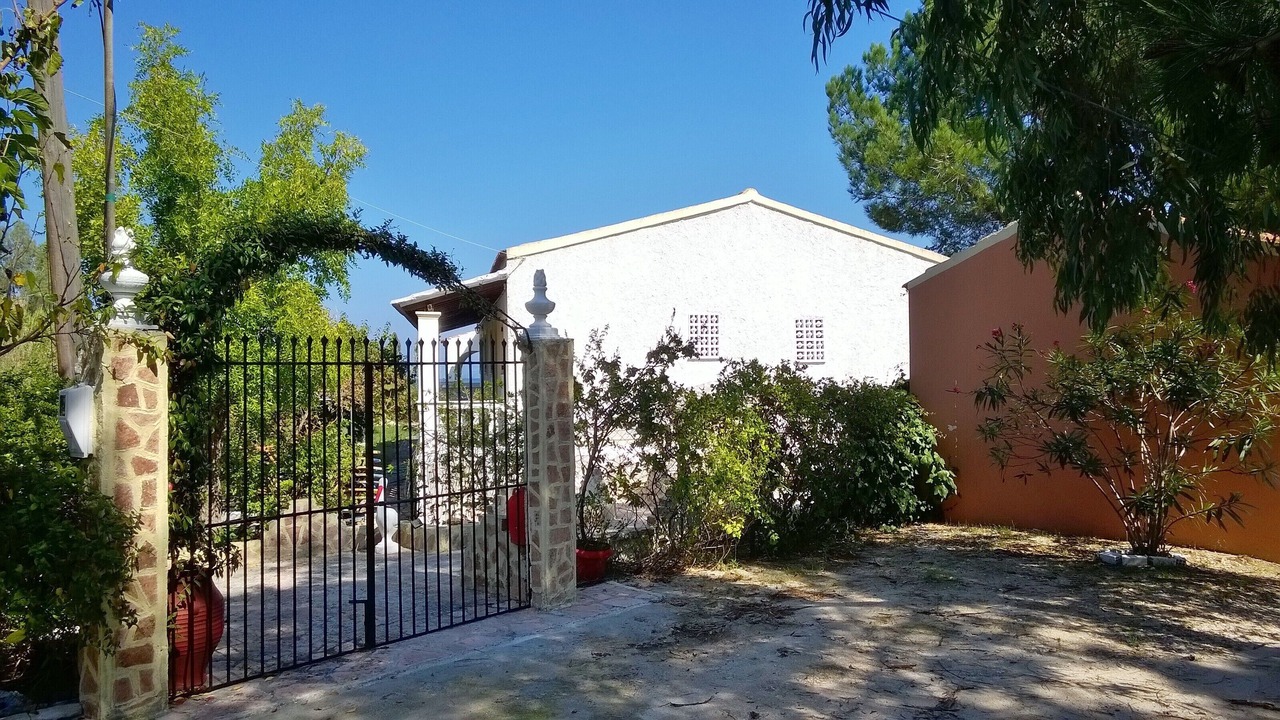 Photo of Outdoor in Melikia