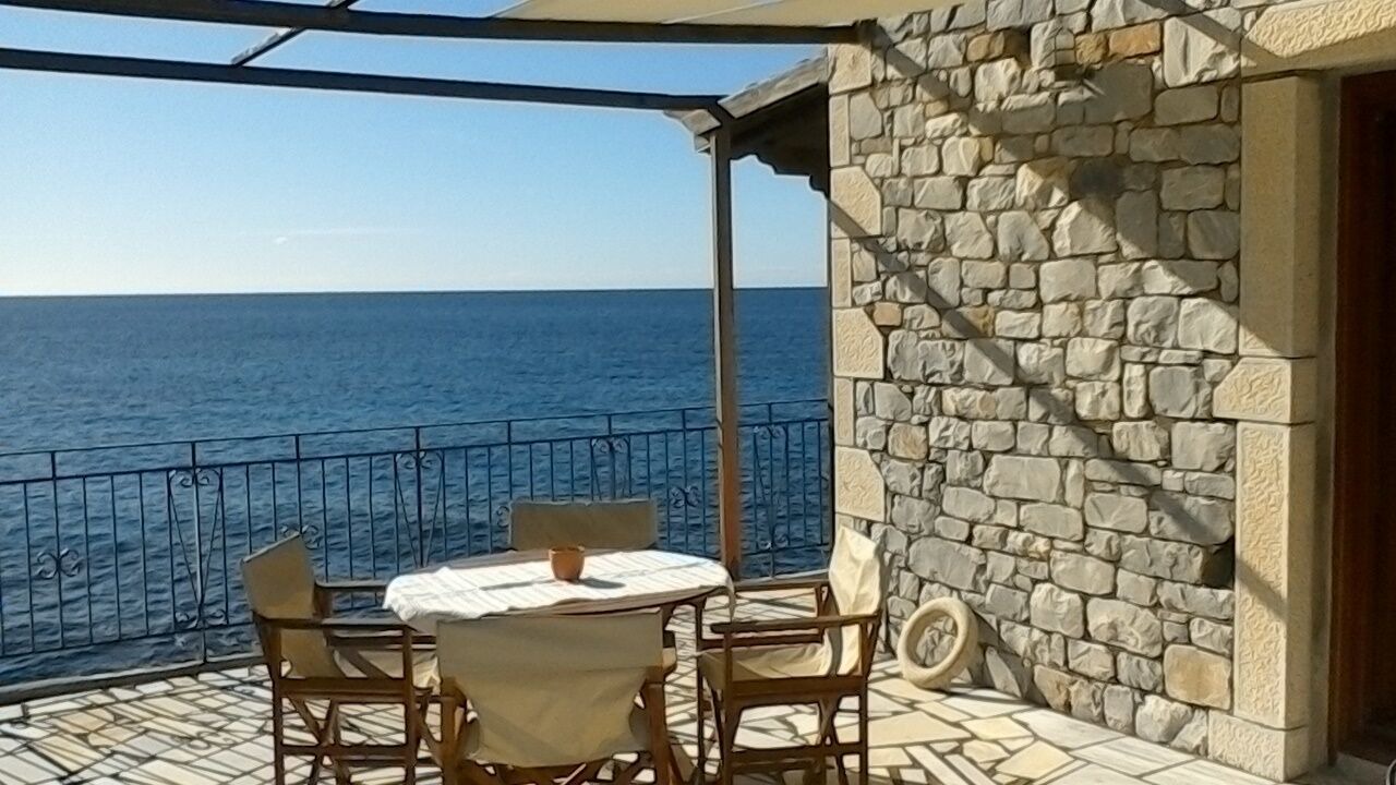 Photo of Outdoor in Lefktron