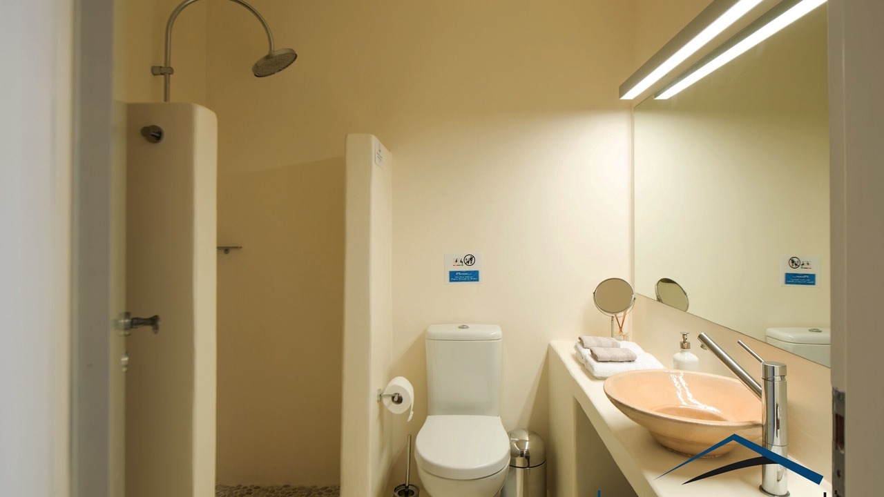 Photo of Bathroom in Kea
