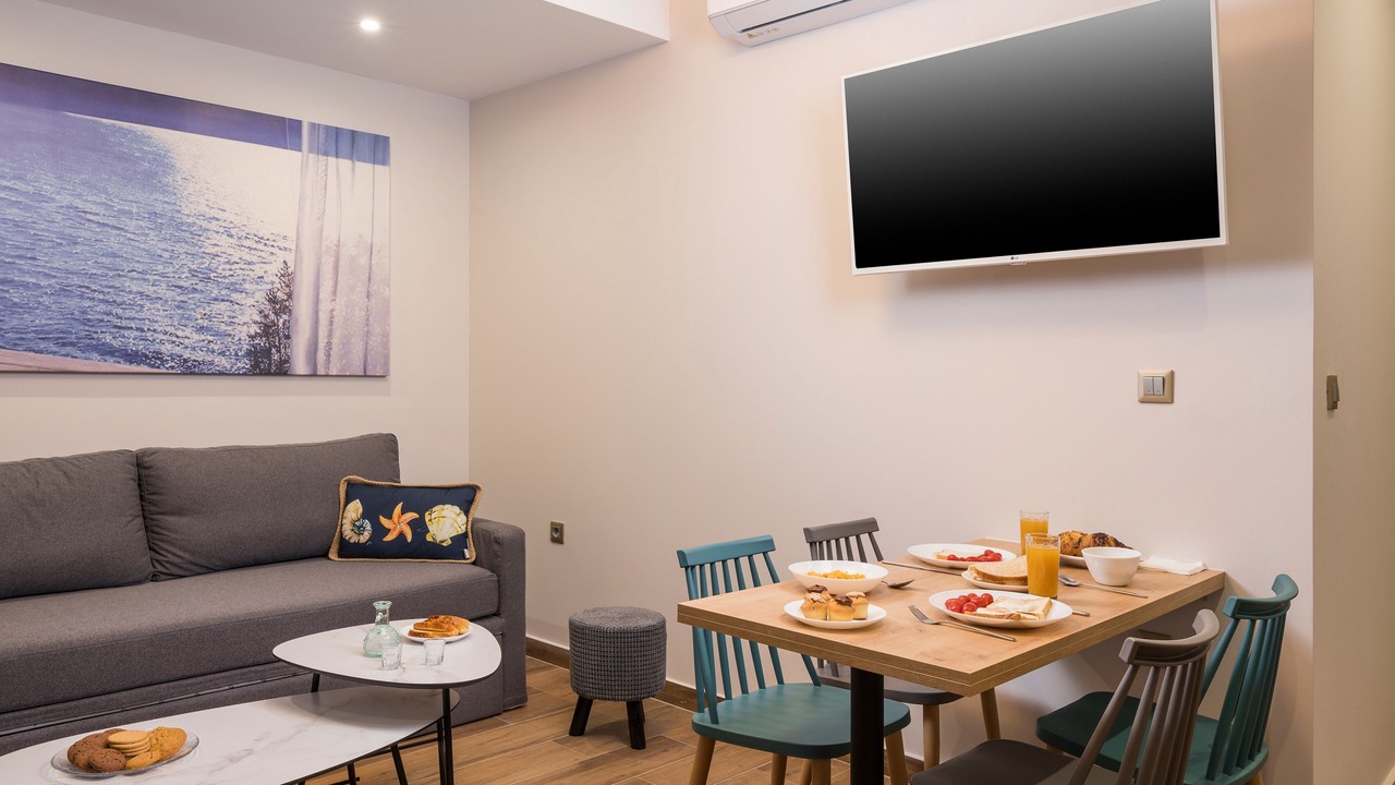 Photo of Livingroom in Makrys Tichos
