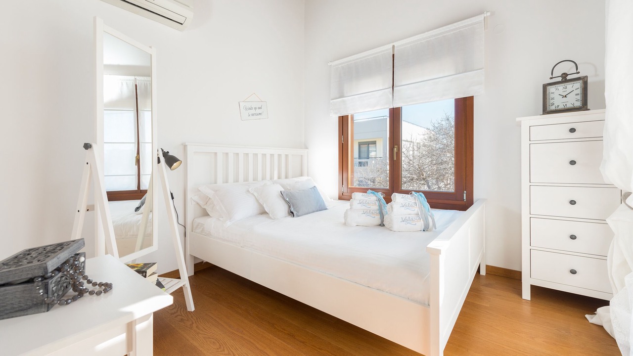Photo of Bedroom in Petaloudes