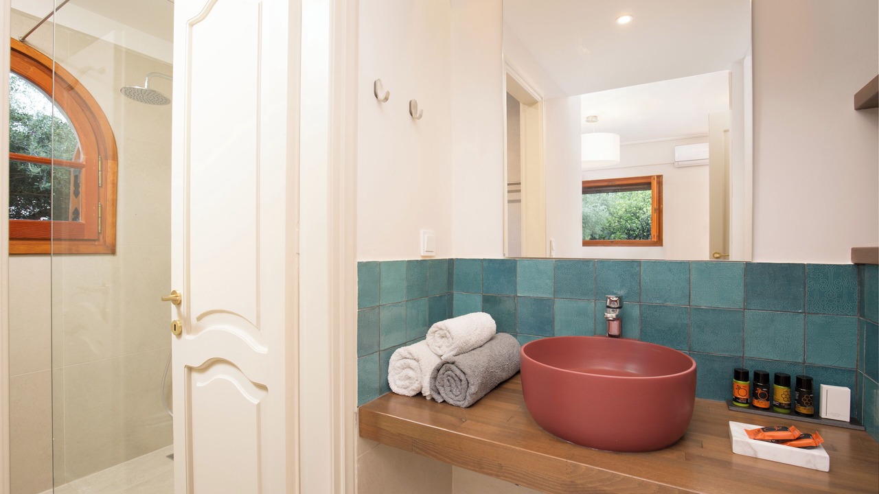 Photo of Bathroom in Benitses