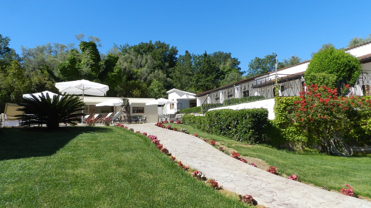 Photo of Outdoor in Ipsos