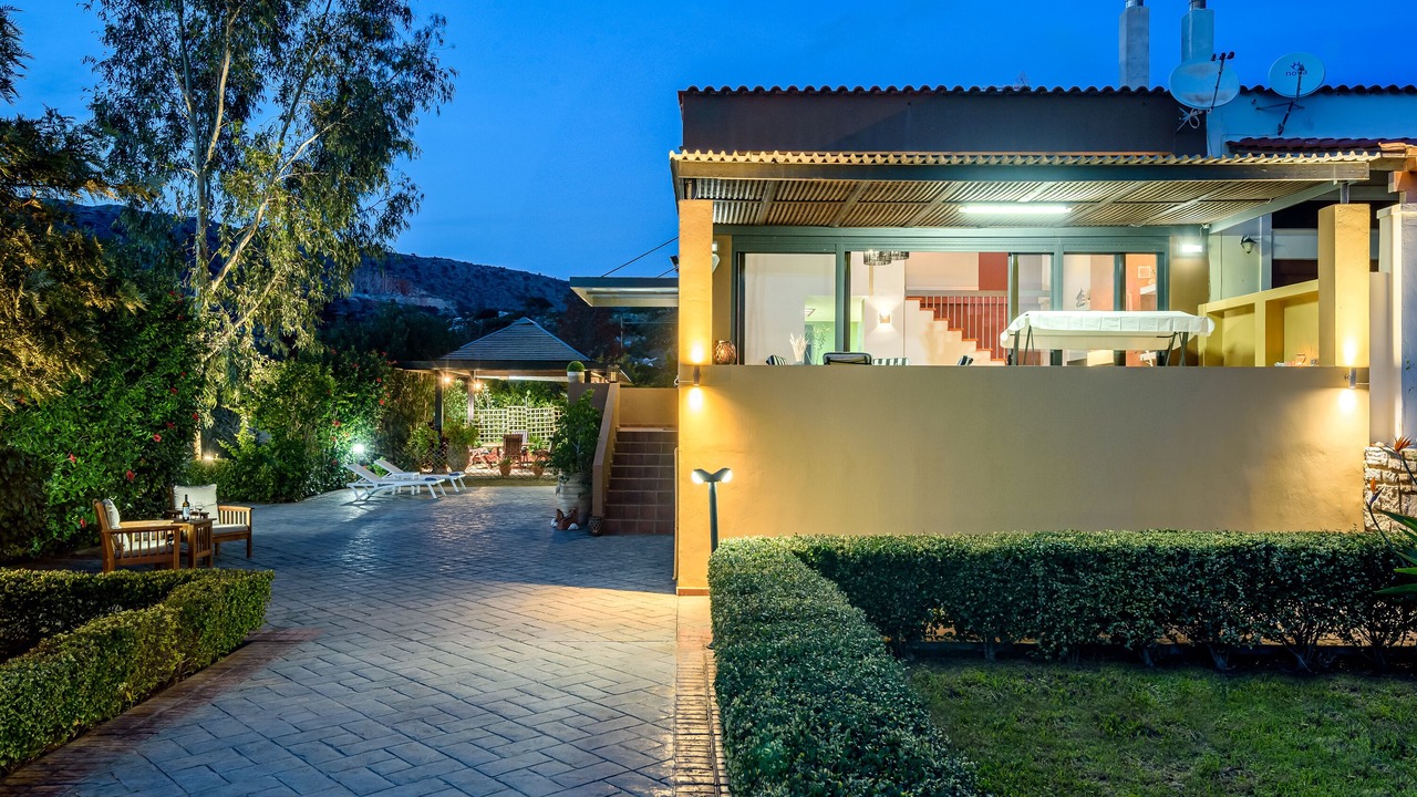 Photo of Patio Balcony in Marathi