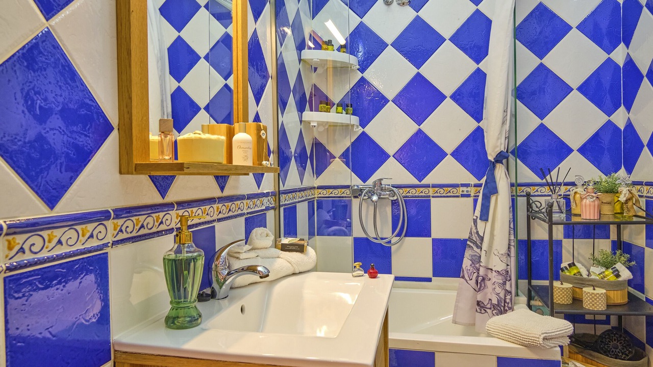 Photo of Bathroom in Old Town