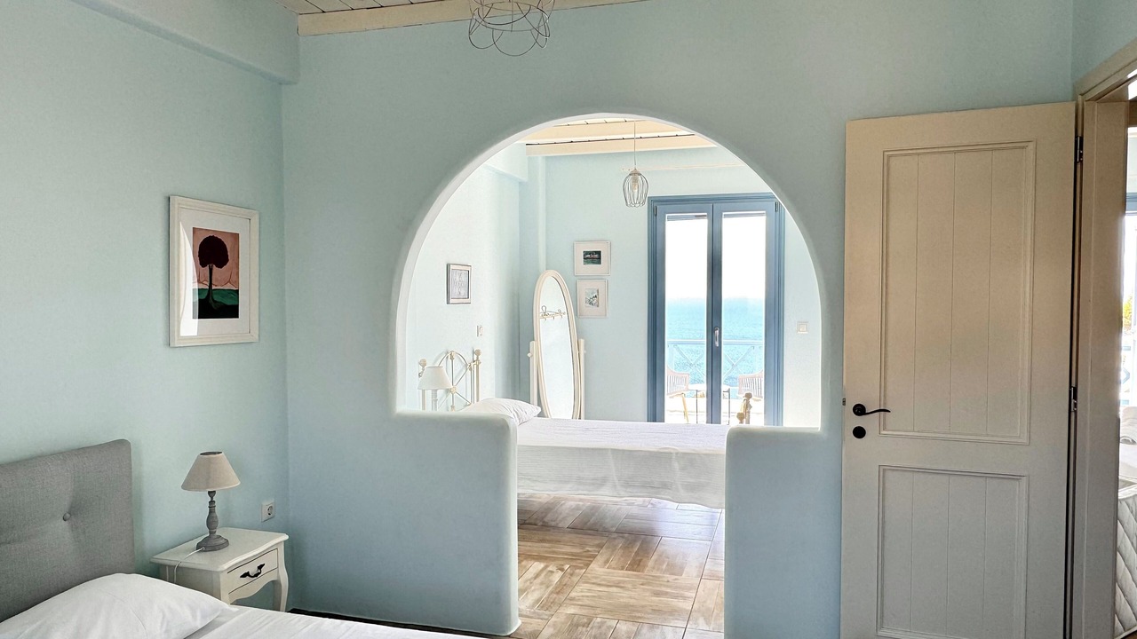 Photo of Bedroom in Ios