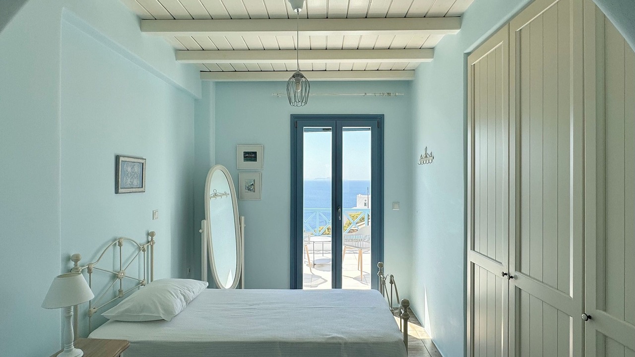 Photo of Bedroom in Ios