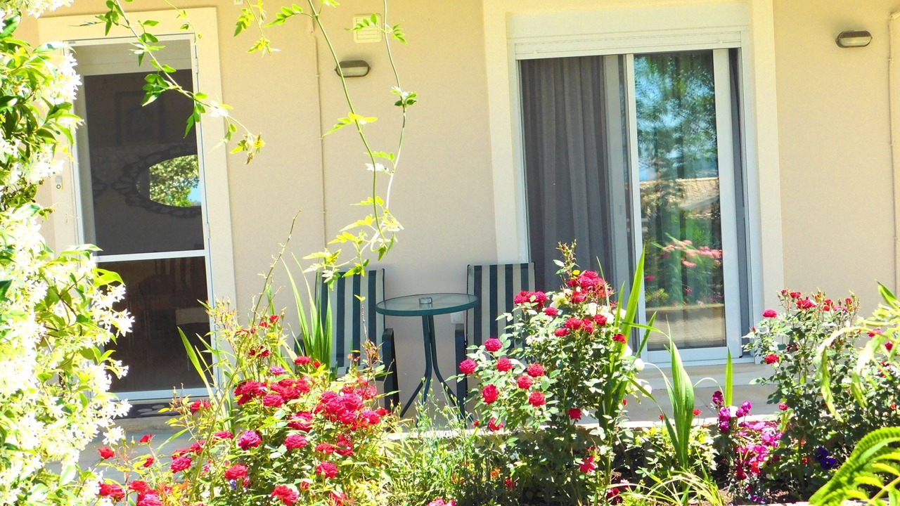 Photo of Outdoor in Perama
