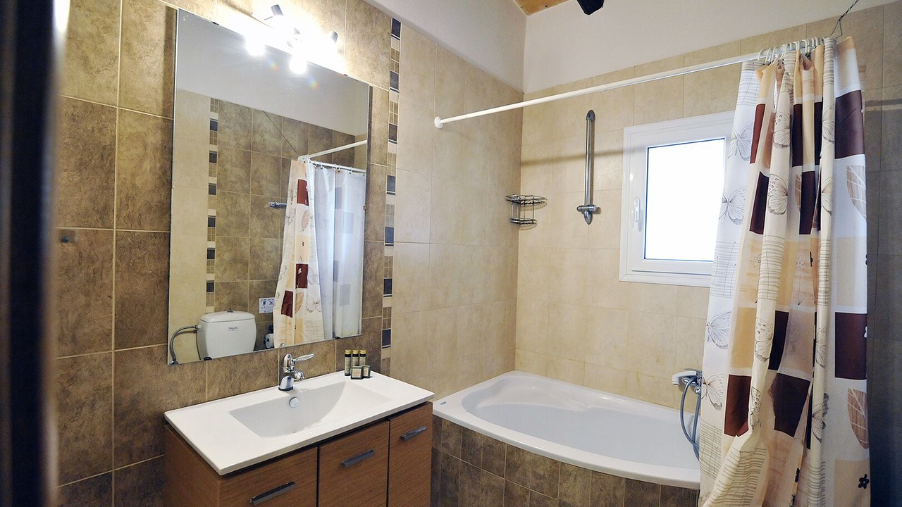 Photo of Bathroom in Agios Spyridon Corfu