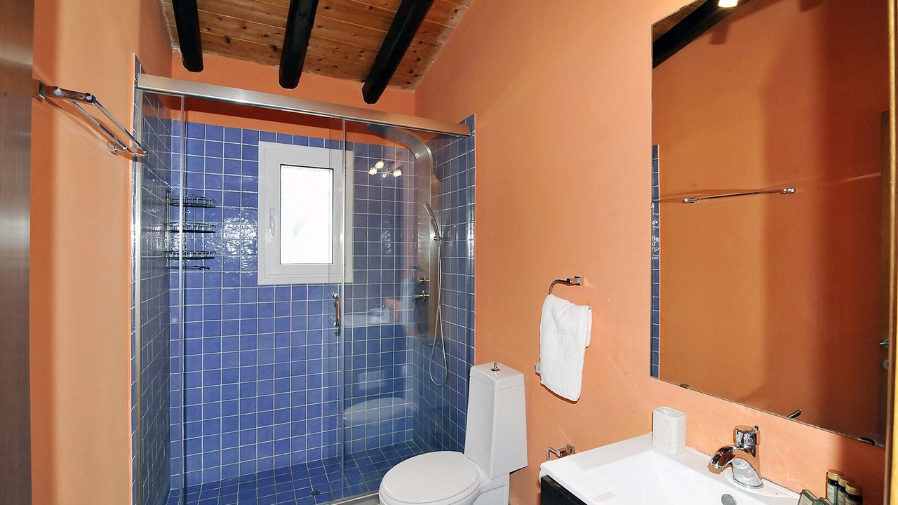 Photo of Bathroom in Agios Spyridon Corfu